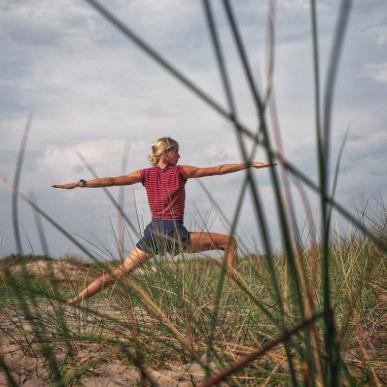 Yoga på strand