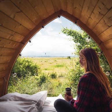 Overnat tæt på naturen i Lynæs i surfshacks hos Lynæs Surfcenter