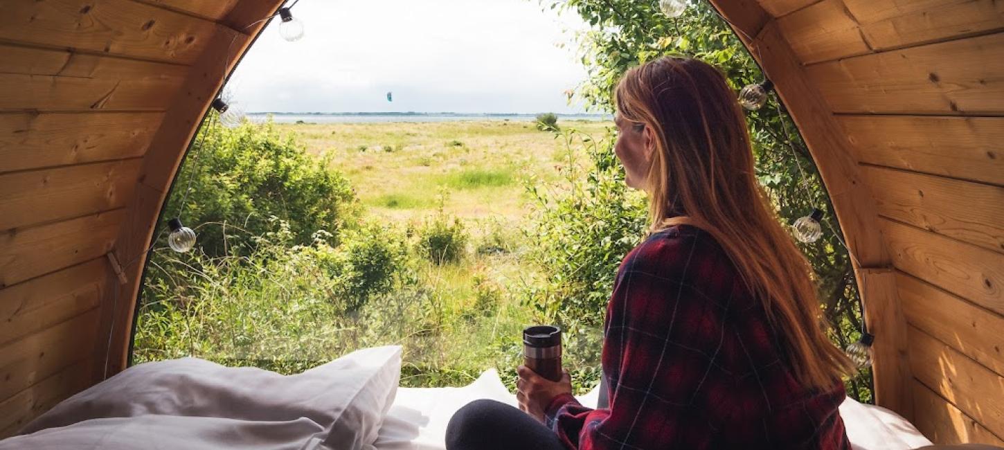 Overnat tæt på naturen i Lynæs i surfshacks hos Lynæs Surfcenter