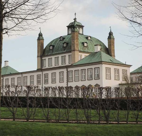 Fredensborg Slot en forårsdag