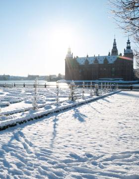 Vinter ved Frederiksborg Slot i Hillerød